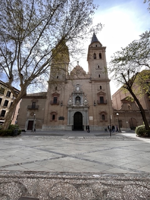 Comunicado: La vida pastoral de la Parroquia de Nuestra Señora de las Angustias continúa pese al cierre temporal de la Basílica