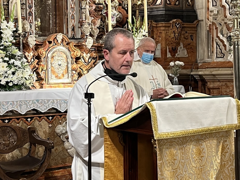 Presentación de D. Miguel Teruel Ruiz como nuevo sacerdote de nuestra parroquia